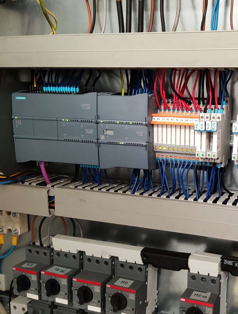 PLC urdidor